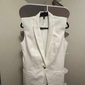 Express White Sleeveless Blazer